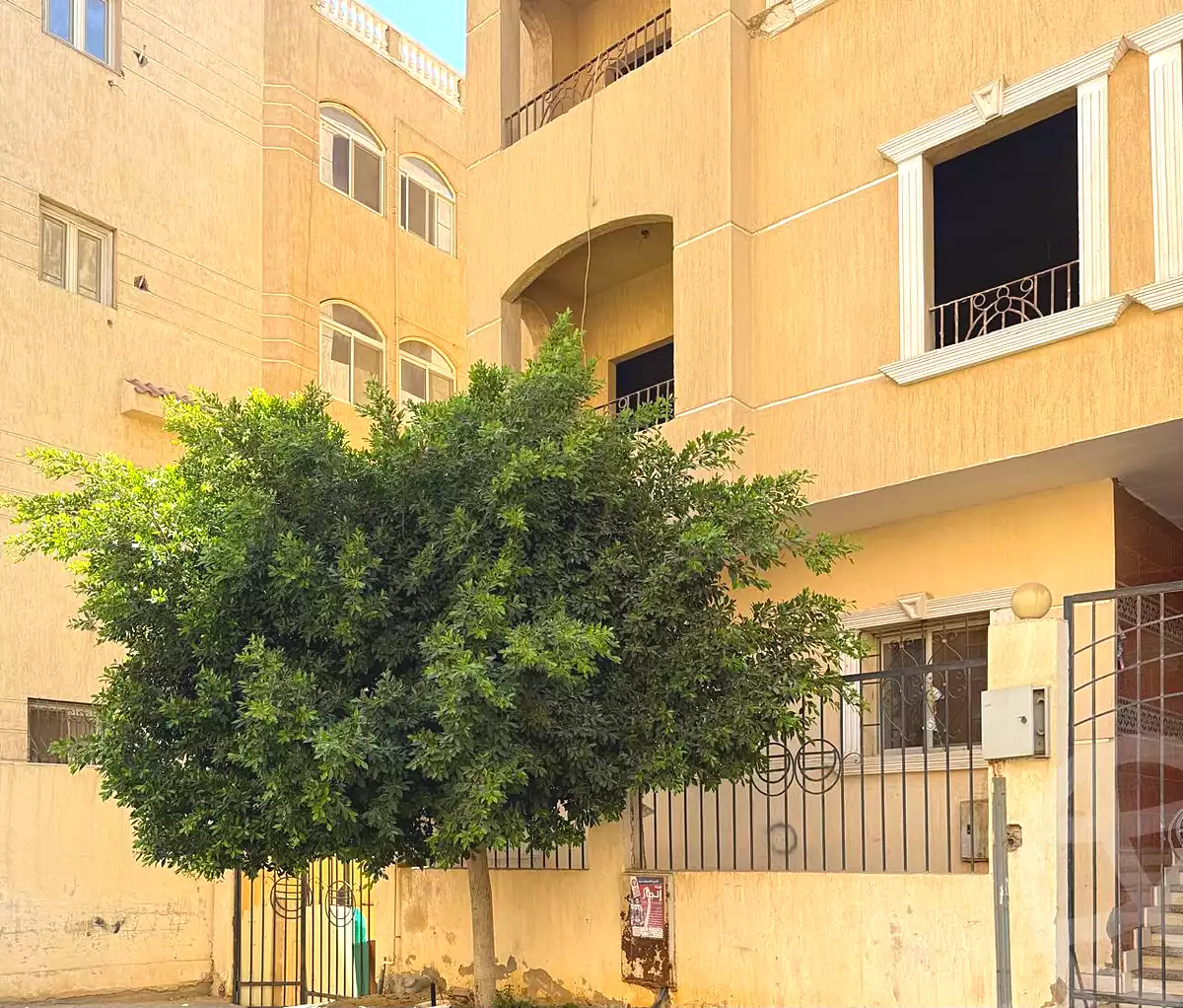 https://aqarmap.com.eg/ar/listing/7108945-for-sale-cairo-new-cairo-compounds-gardenia-hights-abo-el-hawl-abo-el-hawl-1