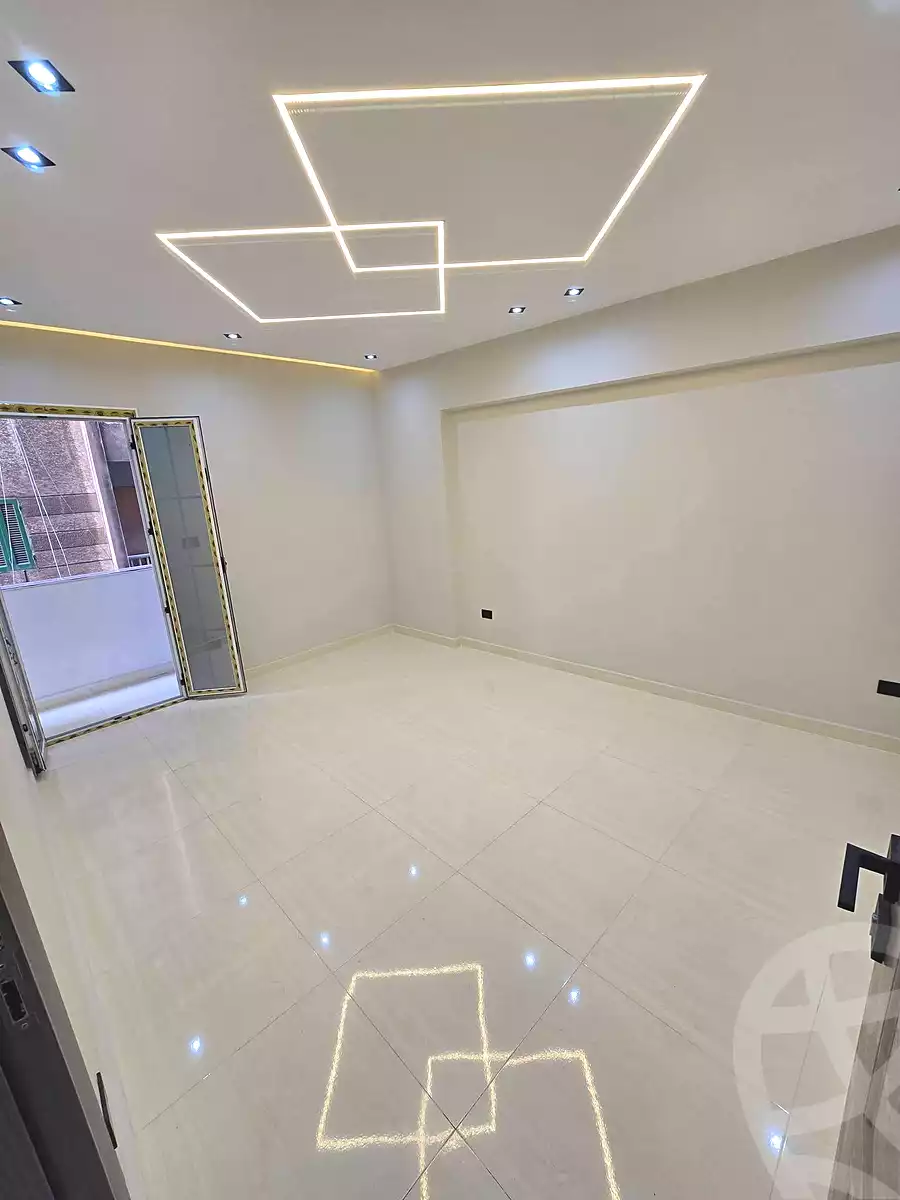 https://aqarmap.com.eg/en/listing/7109088-for-sale-alexandria-el-mandara-alex-el-mandara-bahri