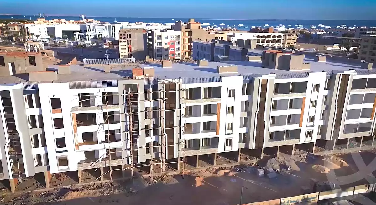 https://aqarmap.com.eg/ar/listing/7108987-for-sale-red-sea-hy-lkwthr