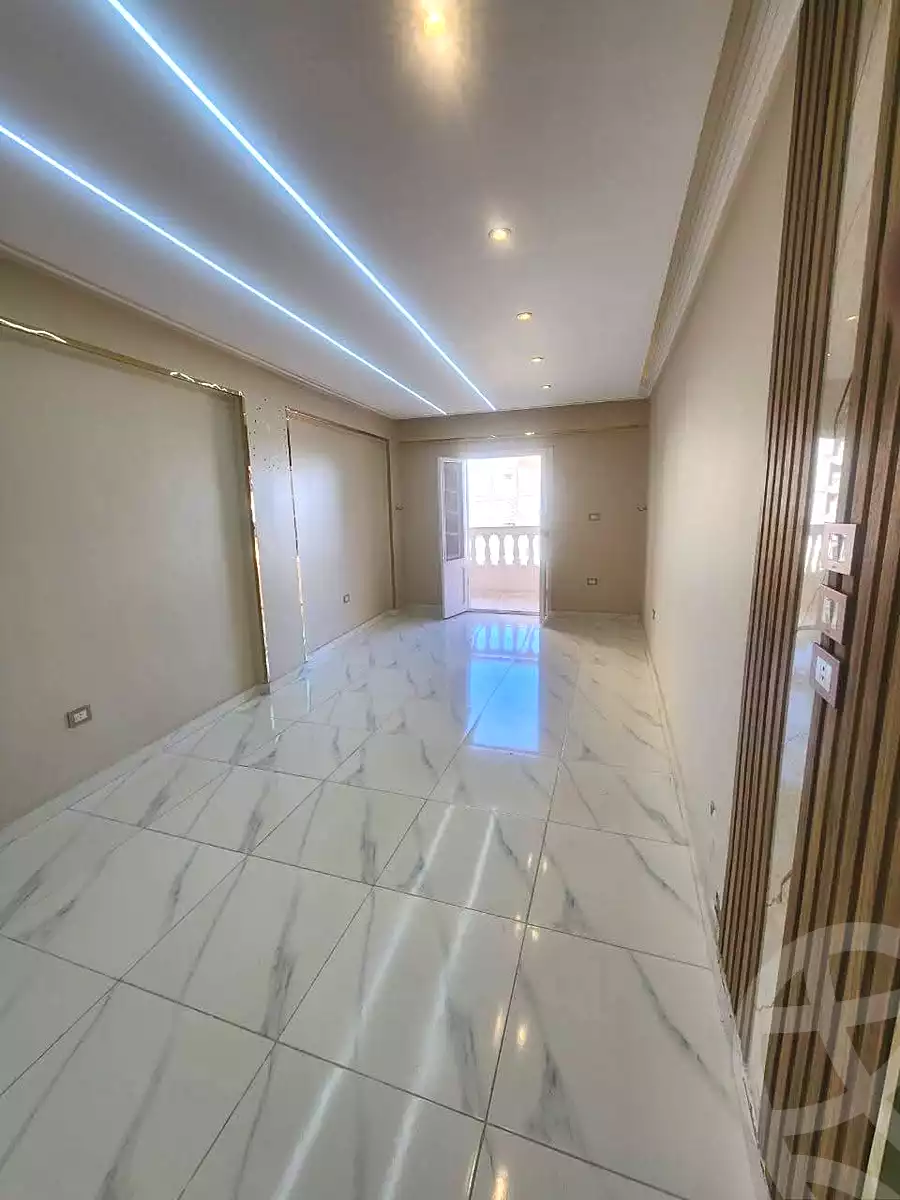 https://aqarmap.com.eg/ar/listing/7109260-for-sale-alexandria-lsywf-el-falki