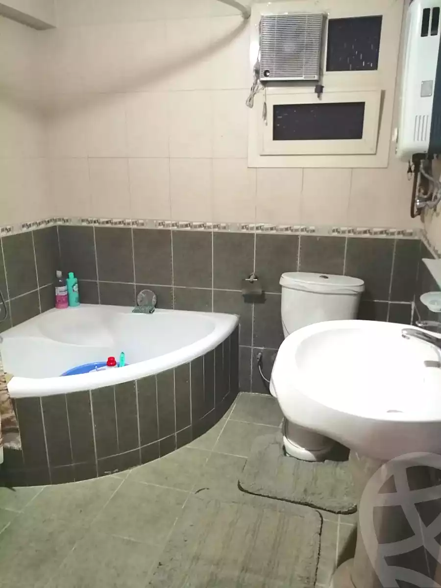 https://aqarmap.com.eg/ar/listing/7109713-for-rent-cairo-el-zaytun-hlmy-lzytwn-el-kamal-st