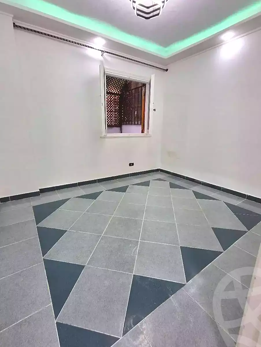 https://aqarmap.com.eg/ar/listing/7109788-for-sale-alexandria-al-agamy-shataa-el-nakheel