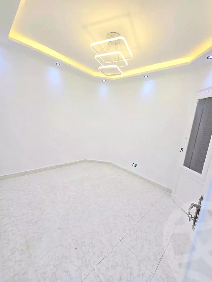 https://aqarmap.com.eg/ar/listing/7109957-for-sale-alexandria-al-agamy-shataa-el-nakheel