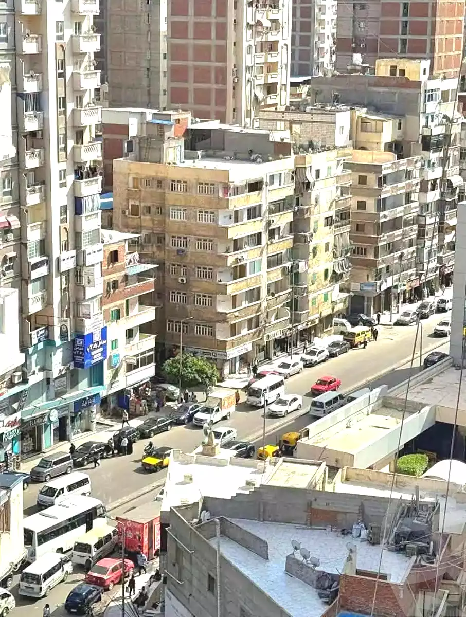 https://aqarmap.com.eg/ar/listing/7109963-for-sale-alexandria-sydy-bshr-sydy-bshr-bhry-khalil-hamada-st