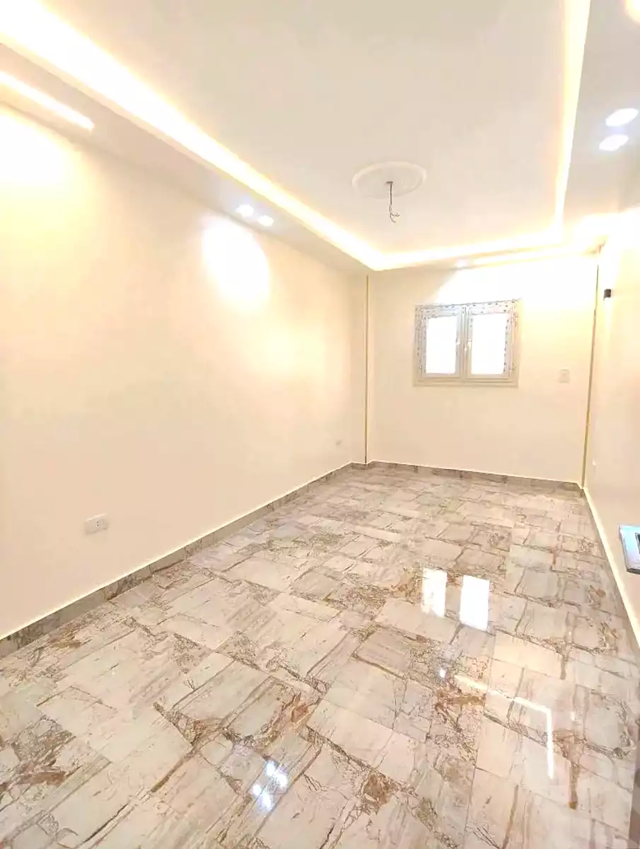https://aqarmap.com.eg/ar/listing/7109963-for-sale-alexandria-sydy-bshr-sydy-bshr-bhry-khalil-hamada-st