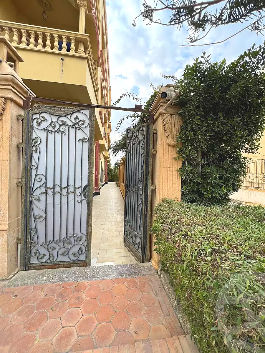 https://aqarmap.com.eg/ar/listing/7110286-for-sale-cairo-mokattam-lhdb-l-ly-diplomats-neighborhood -branched-from-no40