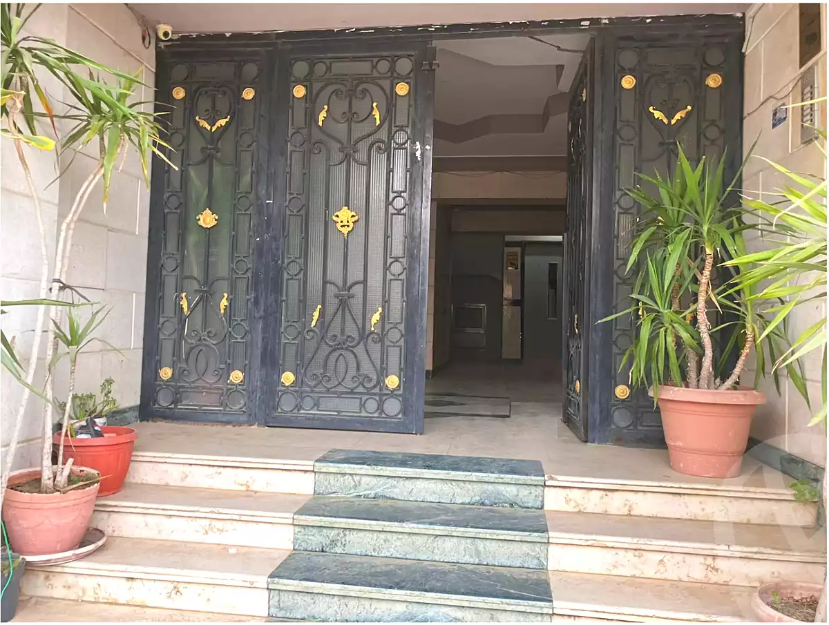 https://aqarmap.com.eg/ar/listing/7110236-for-sale-cairo-mokattam-lhdb-l-ly-shr-krym-bnwn