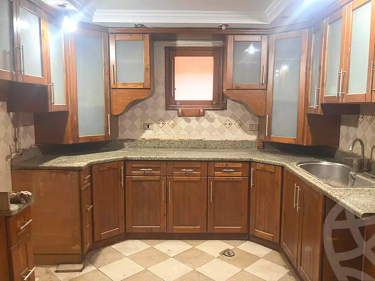 https://aqarmap.com.eg/ar/listing/7110236-for-sale-cairo-mokattam-lhdb-l-ly-shr-krym-bnwn