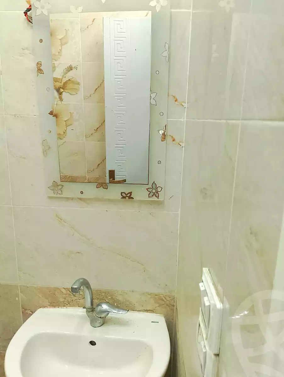 https://aqarmap.com.eg/en/listing/7110372-for-rent-cairo-manial-el-rawda-st