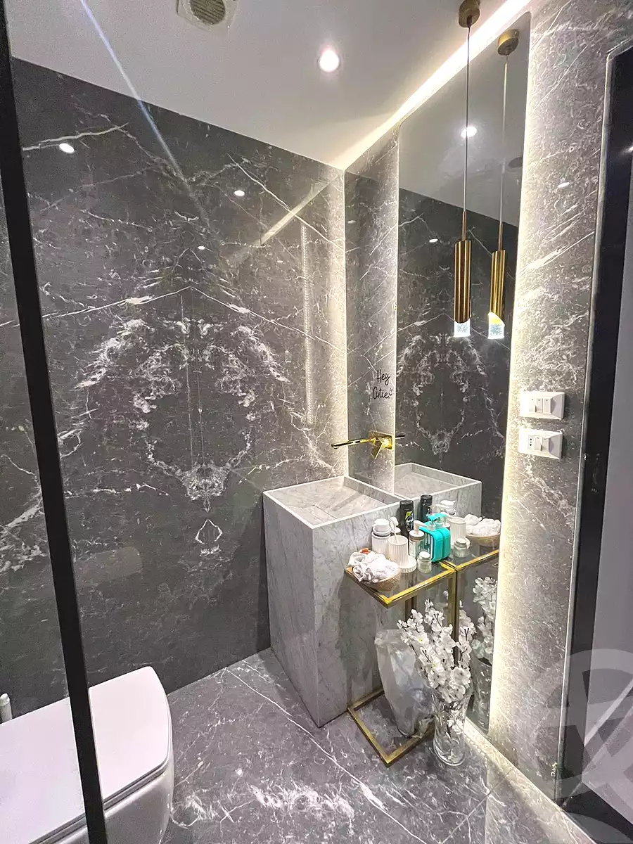 https://aqarmap.com.eg/ar/listing/7110562-for-sale-cairo-new-cairo-compounds-galleria-moon-valley-compound-arabia