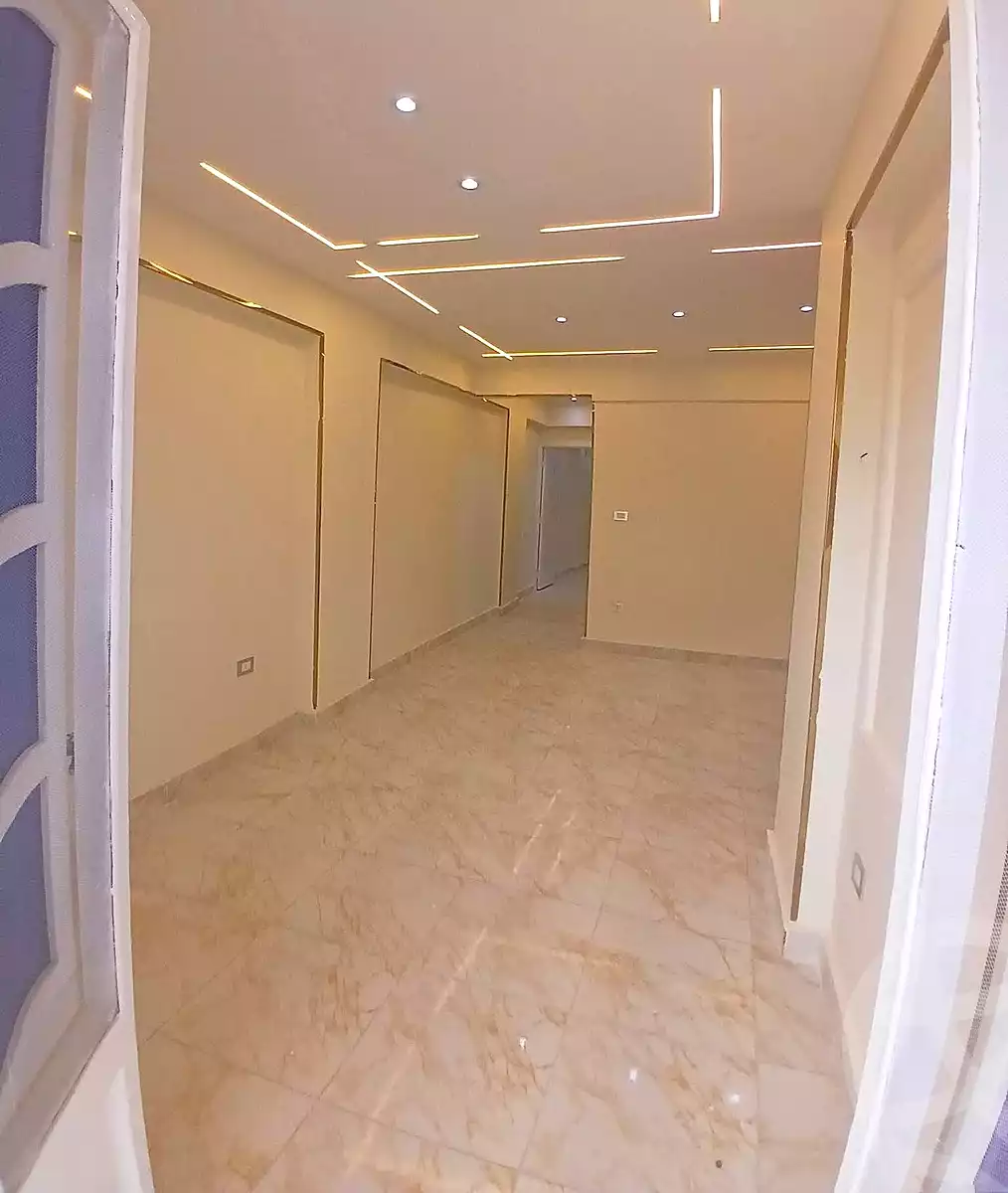 https://aqarmap.com.eg/ar/listing/7110634-for-sale-alexandria-lsywf-el-falki