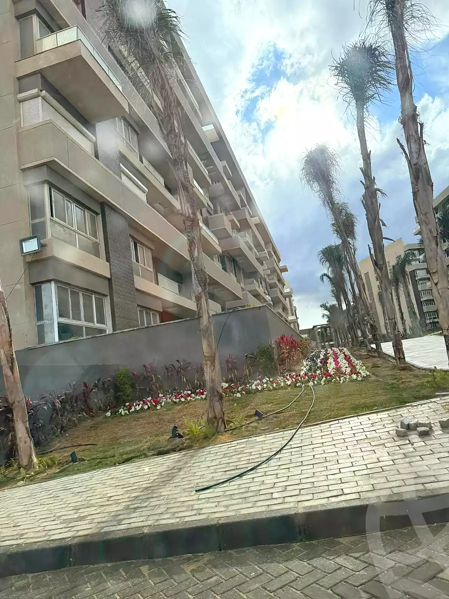 https://aqarmap.com.eg/ar/listing/7110948-for-sale-cairo-new-administrative-capital-r7-scenario