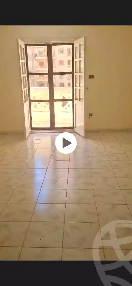 https://aqarmap.com.eg/ar/listing/7111124-for-sale-alexandria-sydy-bshr-sydy-bshr-bhry