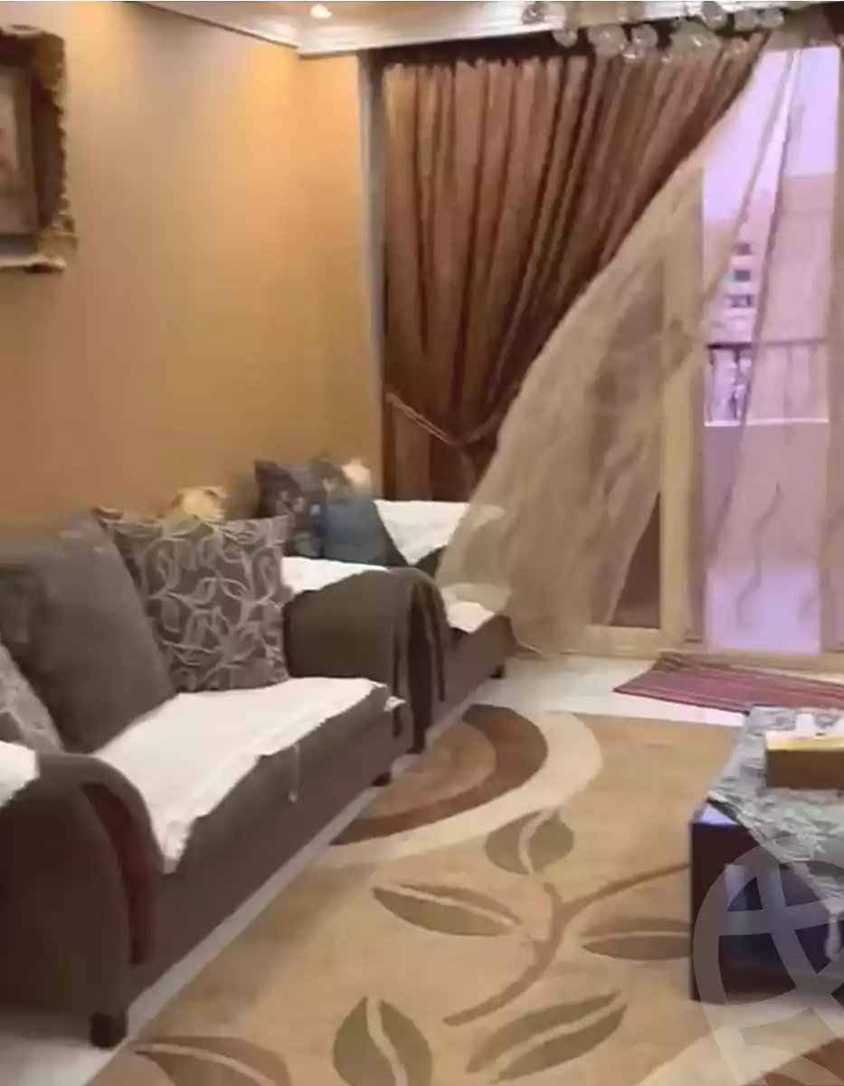 https://aqarmap.com.eg/ar/listing/7111205-for-sale-cairo-el-zaytun-lzytwn-lshrqy-toman-bai-st