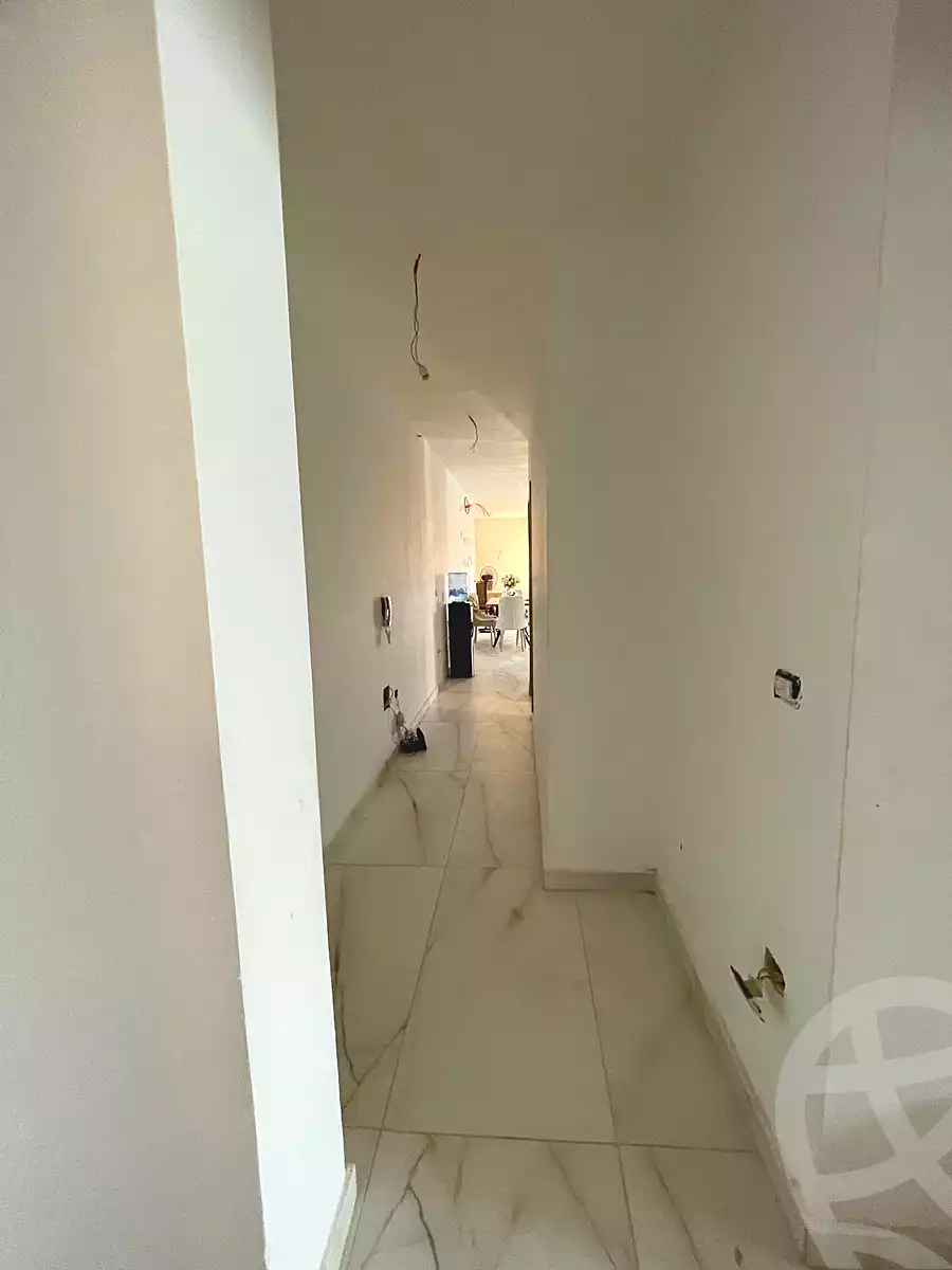 https://aqarmap.com.eg/ar/listing/7111220-for-sale-cairo-new-cairo-first-settlement-neighbourhood-9-el-shaheed-mohammed-makkawi-st
