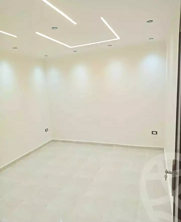 https://aqarmap.com.eg/en/listing/7111241-for-sale-alexandria-al-agamy-el-hanouvel