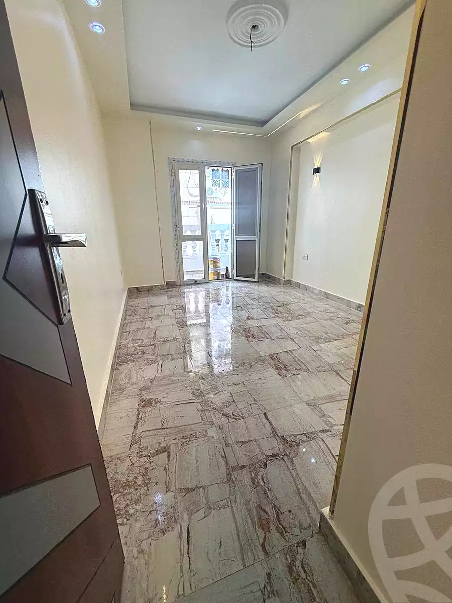 https://aqarmap.com.eg/ar/listing/7111324-for-sale-alexandria-sydy-bshr-sydy-bshr-bhry-khalil-hamada-st