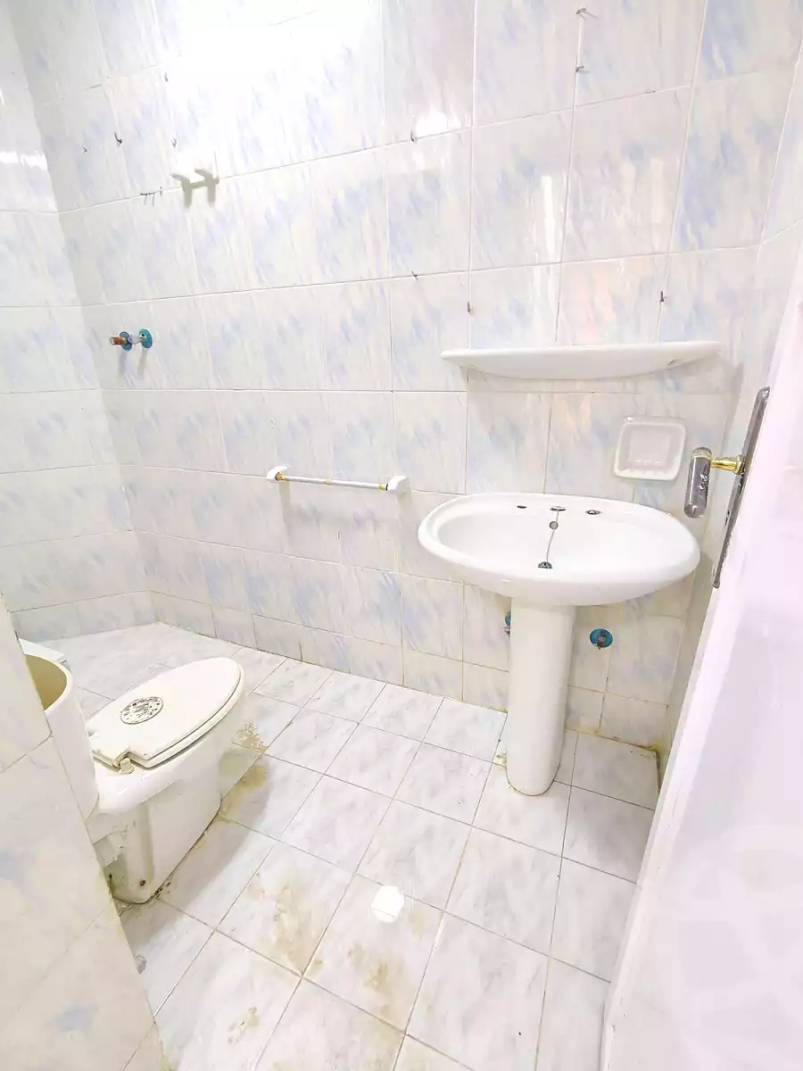 https://aqarmap.com.eg/ar/listing/7111438-for-sale-alexandria-al-agamy-shataa-el-nakheel
