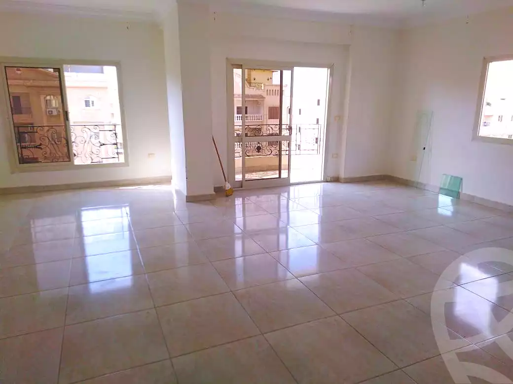 https://aqarmap.com.eg/ar/listing/7111487-for-sale-cairo-new-cairo-el-narges-el-narges-omarat-youssef-el-gendy-st