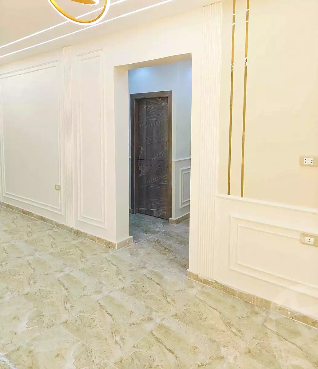 https://aqarmap.com.eg/en/listing/7111552-for-sale-alexandria-al-agamy-el-hanouvel-el-attar-st