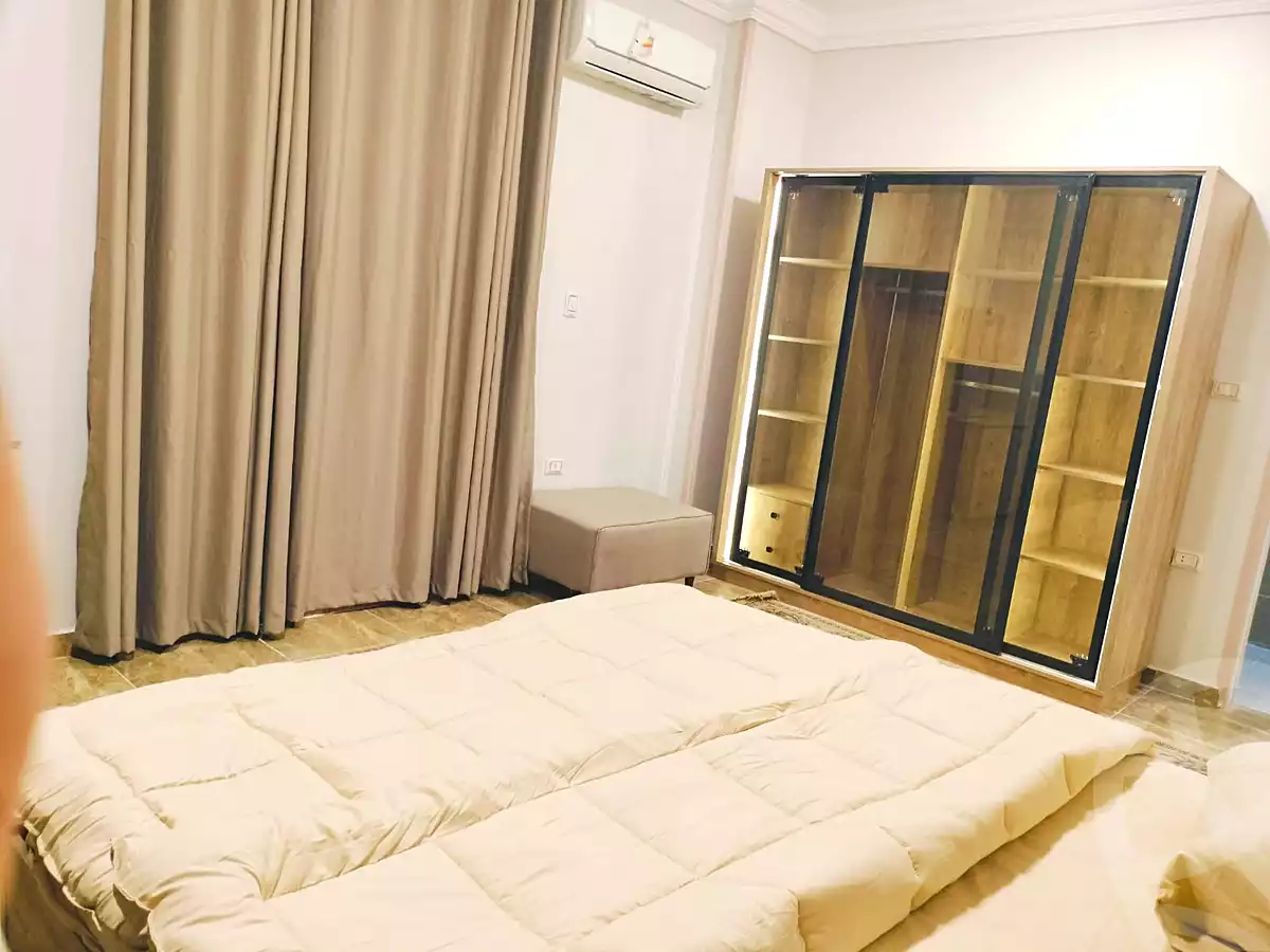 https://aqarmap.com.eg/ar/listing/7111748-for-rent-cairo-new-cairo-compounds-el-mostashareen-compound