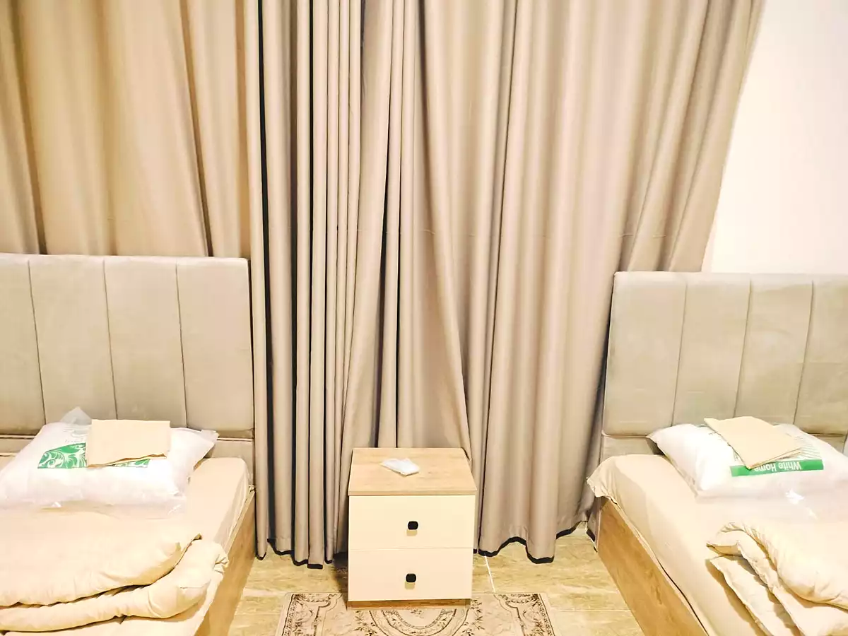https://aqarmap.com.eg/ar/listing/7111748-for-rent-cairo-new-cairo-compounds-el-mostashareen-compound