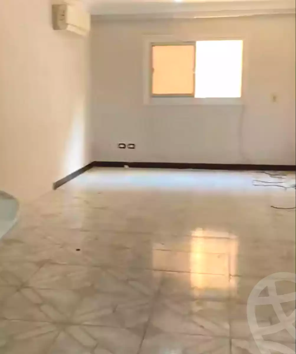 https://aqarmap.com.eg/ar/listing/7111771-for-sale-cairo-ain-shams-ain-shams-el-sharkia-el-zahraa-st