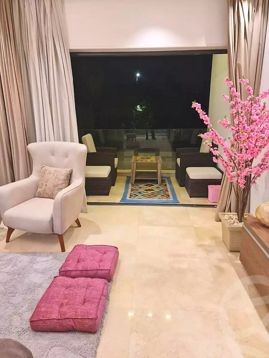 https://aqarmap.com.eg/en/listing/7111769-for-rent-cairo-new-cairo-compounds-lakeview-residence