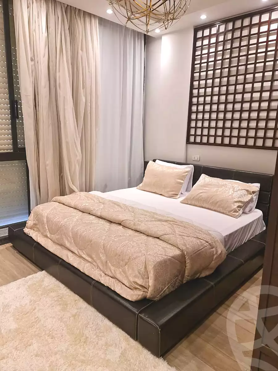 https://aqarmap.com.eg/ar/listing/7111788-for-rent-cairo-new-cairo-compounds-lake-view