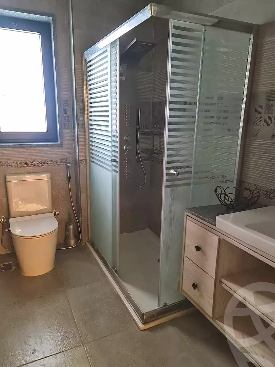 https://aqarmap.com.eg/ar/listing/7111788-for-rent-cairo-new-cairo-compounds-lake-view