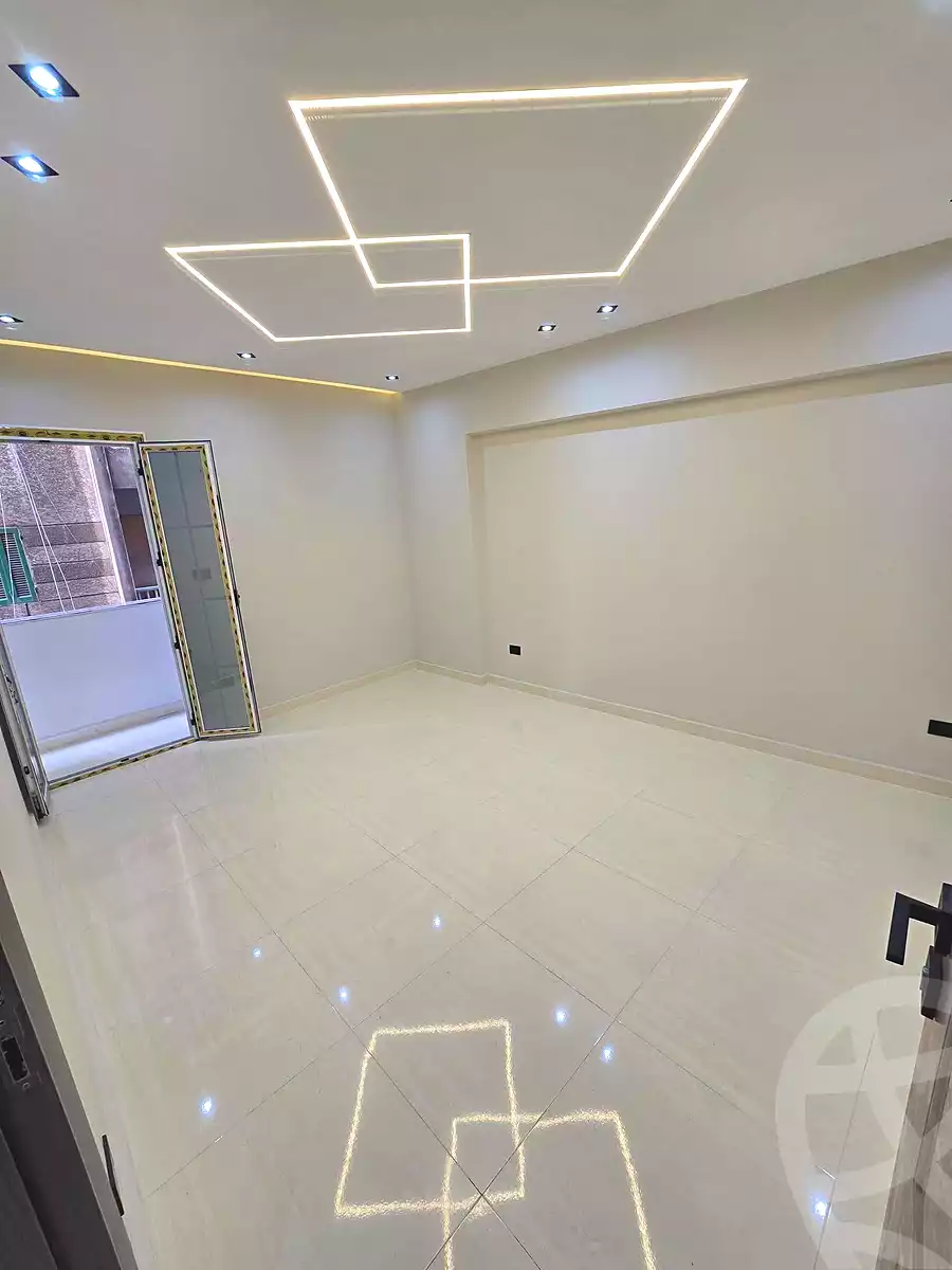 https://aqarmap.com.eg/en/listing/7112149-for-sale-alexandria-el-mandara-alex-el-mandara-bahri