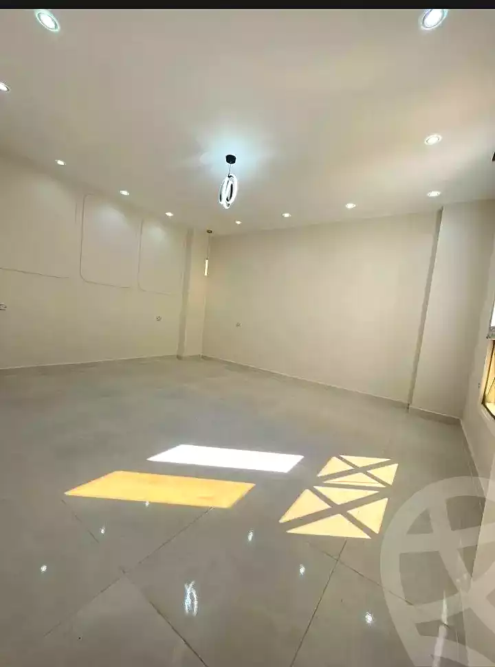 https://aqarmap.com.eg/ar/listing/7112321-for-sale-alexandria-al-agamy-lbytsh-bianchiii