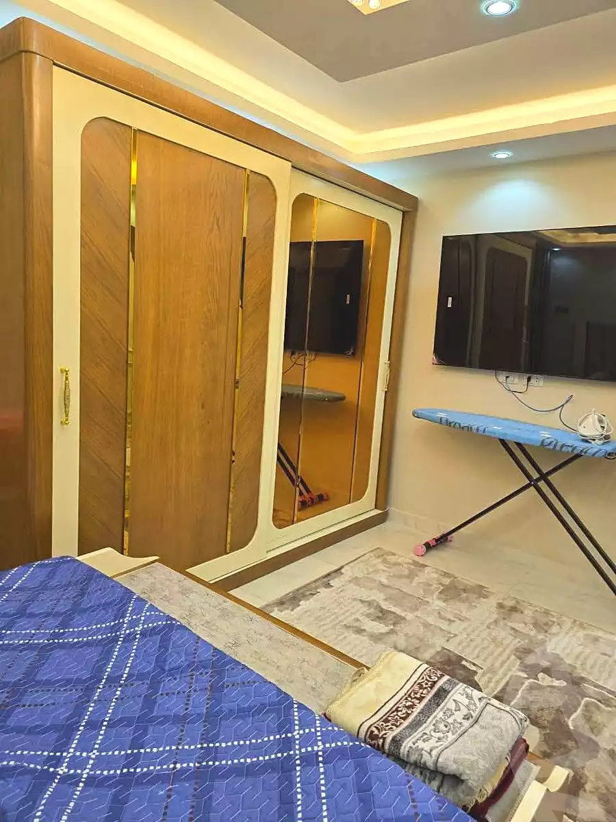 https://aqarmap.com.eg/ar/listing/7112700-for-rent-cairo-helwan-hadayek-helwan-nile-corniche-st