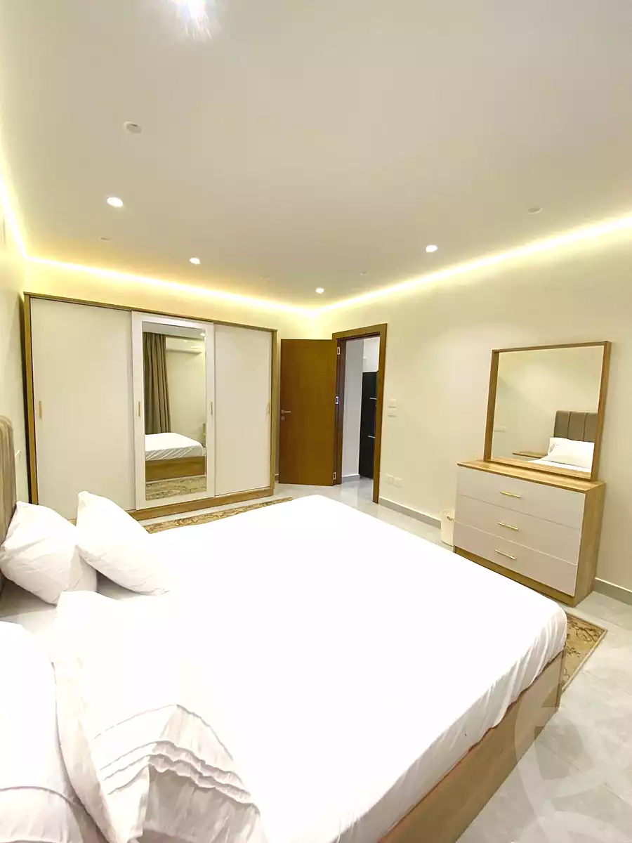 https://aqarmap.com.eg/en/listing/7019456-for-rent-cairo-new-cairo-compounds-el-mostashareen-compound