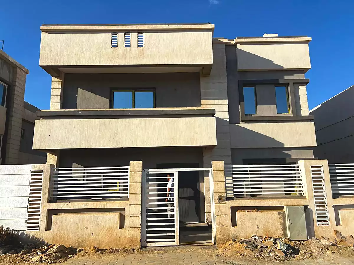 https://aqarmap.com.eg/en/listing/7112764-for-sale-cairo-el-sheikh-zayed-city-green-revolution