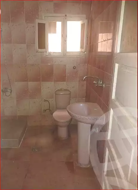 https://aqarmap.com.eg/en/listing/7112892-for-sale-alexandria-al-agamy-el-hanouvel