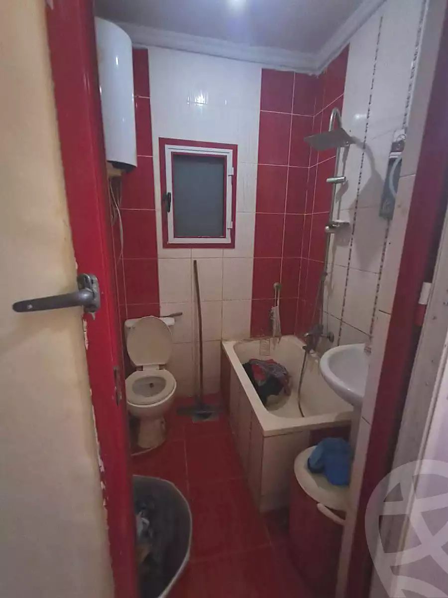 https://aqarmap.com.eg/en/listing/7112912-for-sale-alexandria-el-asafra-l-sfr-qbly-el-tahrir-mosque-st