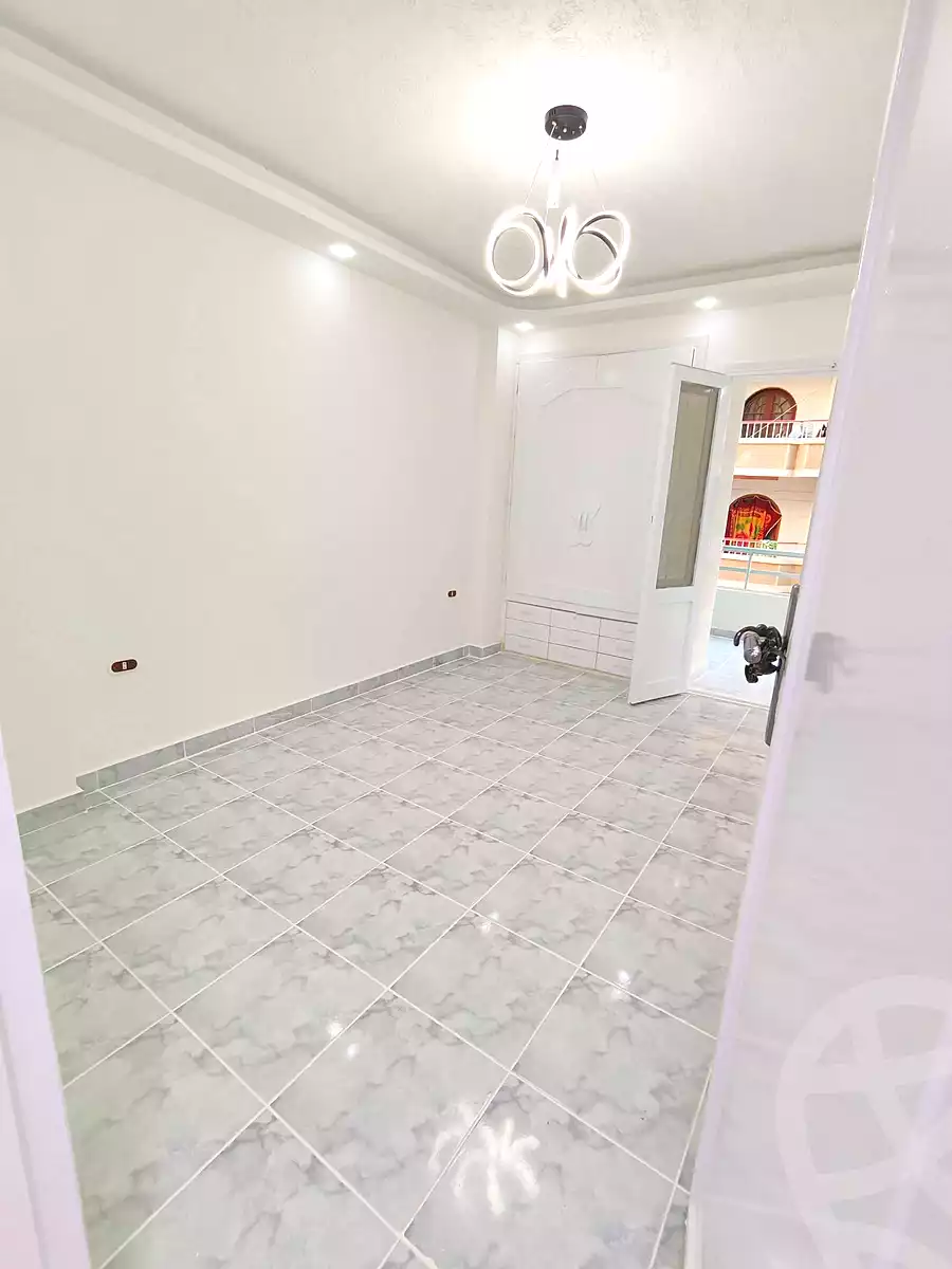 https://aqarmap.com.eg/ar/listing/7112987-for-sale-alexandria-al-agamy-shataa-el-nakheel