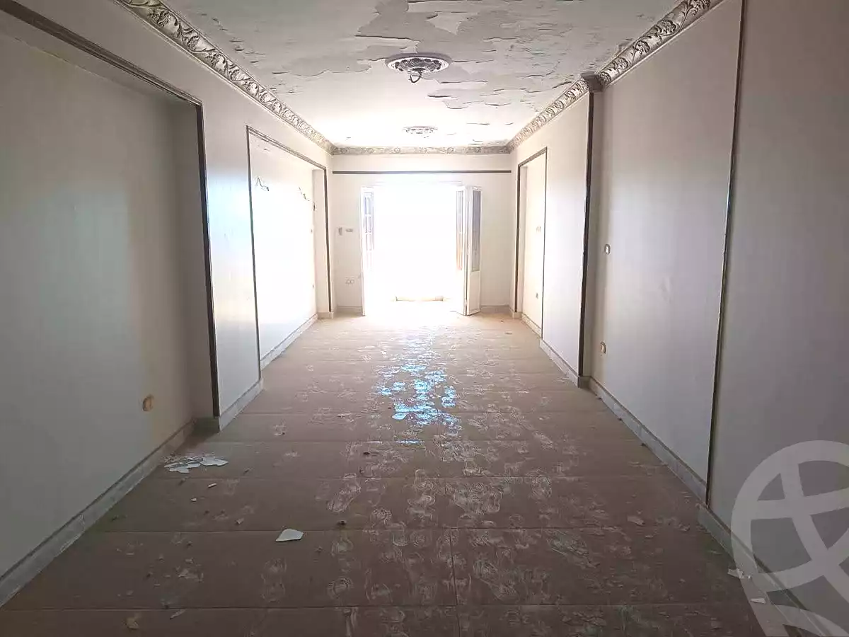https://aqarmap.com.eg/ar/listing/7113074-for-sale-alexandria-lsywf-el-seyouf-qebly