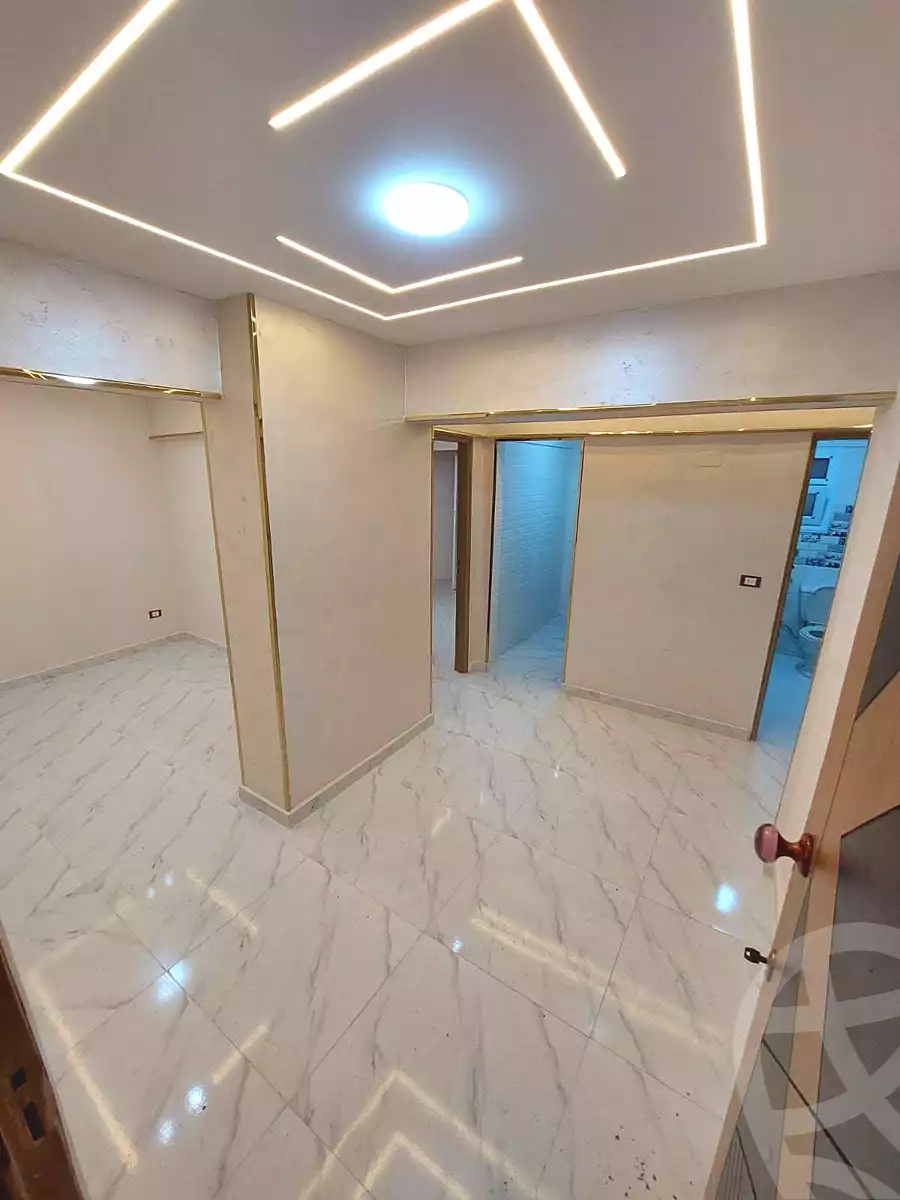 https://aqarmap.com.eg/en/listing/7113110-for-sale-alexandria-sydy-bshr-sydy-bshr-bhry-shr-khld-bn-lwlyd