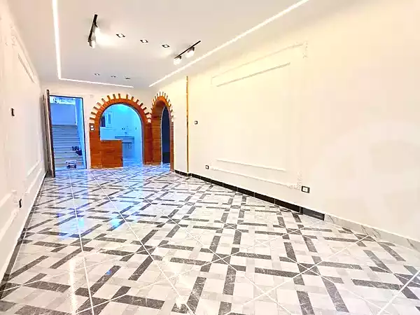 https://aqarmap.com.eg/ar/listing/7113544-for-sale-alexandria-al-agamy-shataa-el-nakheel
