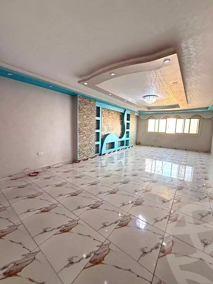 https://aqarmap.com.eg/en/listing/7114119-for-sale-cairo-helwan-hadayek-helwan-nile-corniche-st