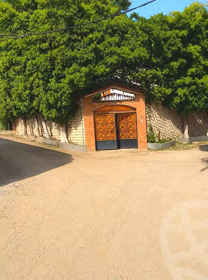 https://aqarmap.com.eg/ar/listing/7114296-for-sale-alexandria-al-agamy-el-hanouvel