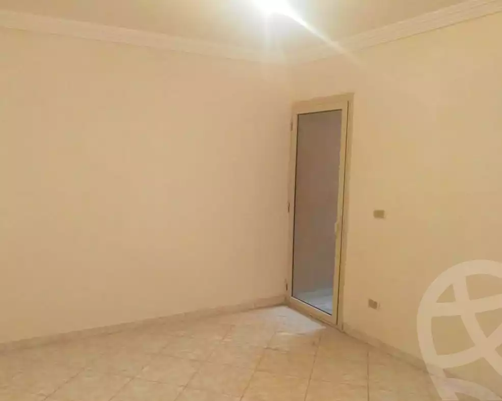 https://aqarmap.com.eg/ar/listing/7114552-for-sale-alexandria-sydy-bshr-compounds-kmbwnd-ryd-l-mr