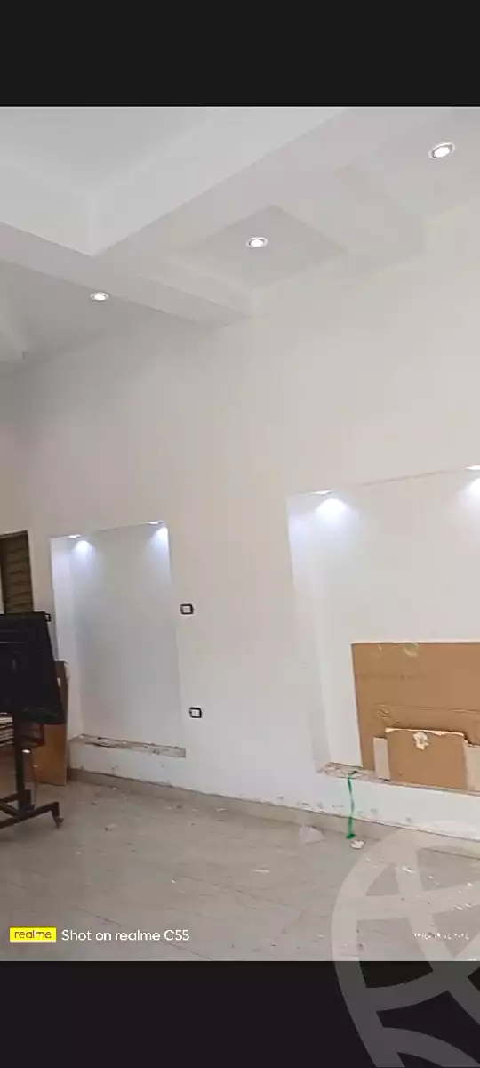 https://aqarmap.com.eg/ar/listing/7114709-for-sale-cairo-el-sheikh-zayed-city-el-hay-el-thaleth-ashaer-area-3-al-shabab-rd