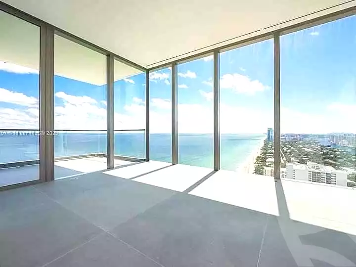 https://aqarmap.com.eg/ar/listing/7114774-for-sale-north-coast-new-alamein-mntj-t-l-lmyn-ljdyd-beachfront-tower-city-edge