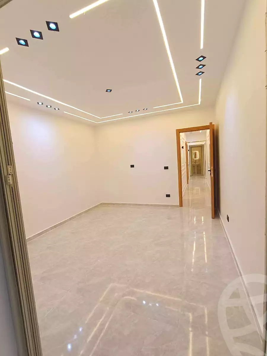 https://aqarmap.com.eg/en/listing/7114854-for-sale-alexandria-el-asafra-l-sfr-bhry