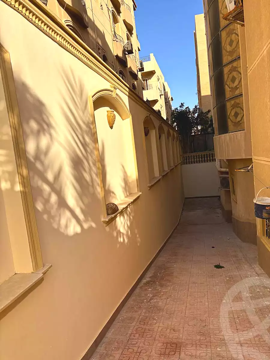 https://aqarmap.com.eg/en/listing/7114983-for-sale-cairo-new-cairo-ganob-el-akadamiya-south-academy-a-zaid-ebn-haretha-st