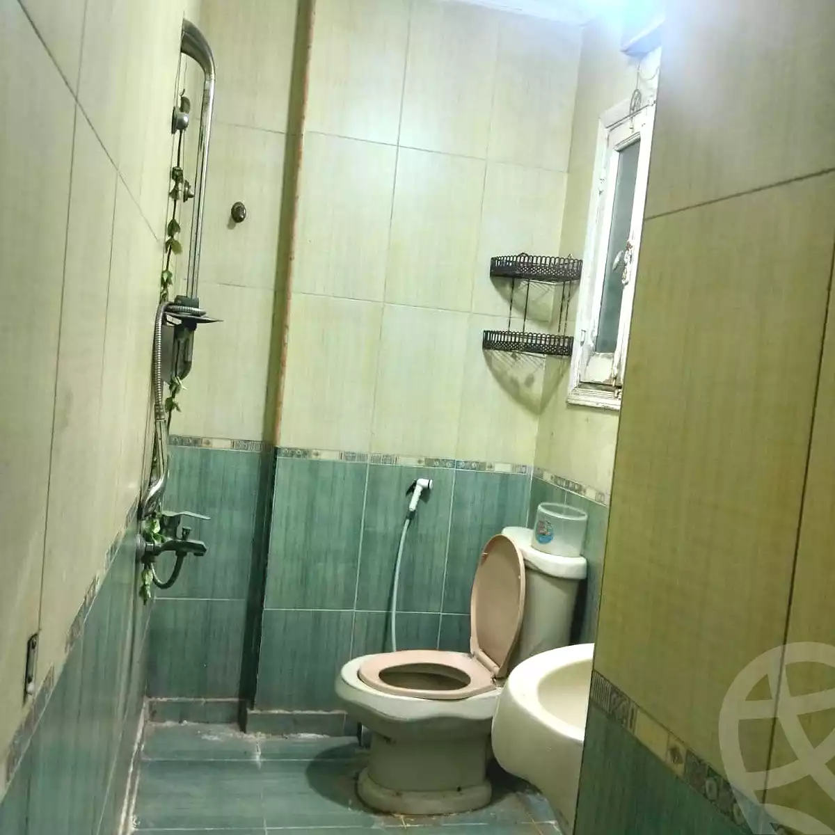 https://aqarmap.com.eg/en/listing/7114996-for-rent-cairo-ain-shams-ahmed-esmat-st