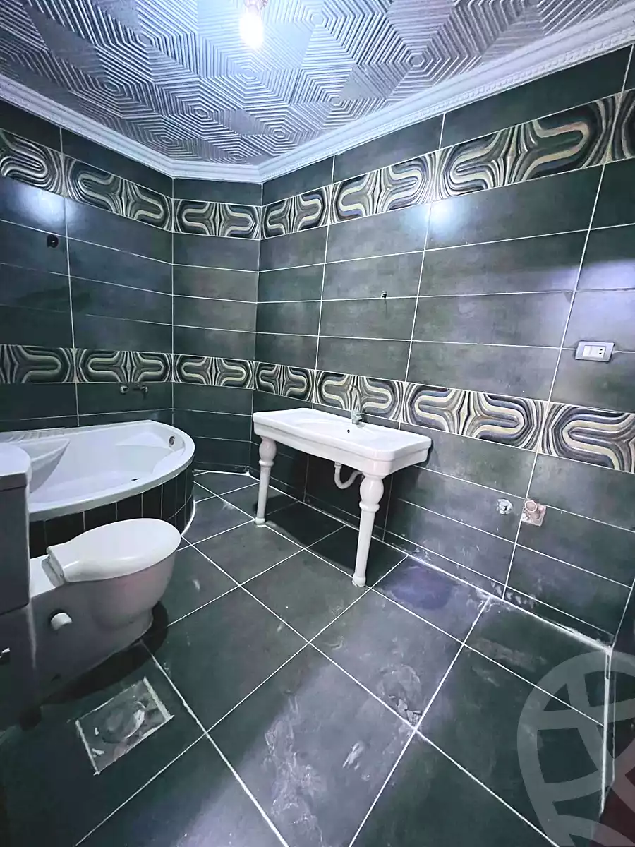 https://aqarmap.com.eg/ar/listing/7115348-for-sale-alexandria-al-agamy-shataa-el-nakheel